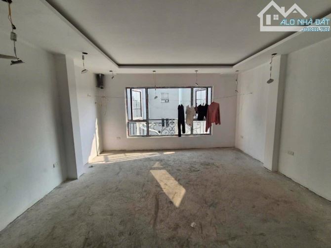 BÁN NHÀ Định Công Hạ, DT 40m2, 7 tầng, MT 4,75m, 11,5 tỷ - 3