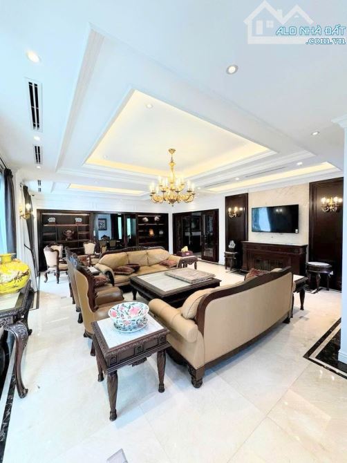 Bán gấp giảm 1 tỷ, Biệt thự Hoa Viên, KDT Đặng xá, Giá đầu tư, 200m2 - MT 9m - 3