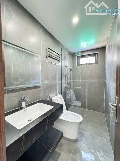 Bán nhà trong ngõ đường kênh giá hợp lý - 3