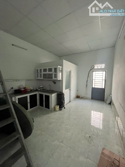 Bán nhà 2 tầng view sông tái định cư Thuỷ Tú, xã Vĩnh Thái, thành phố Nha Trang - 3