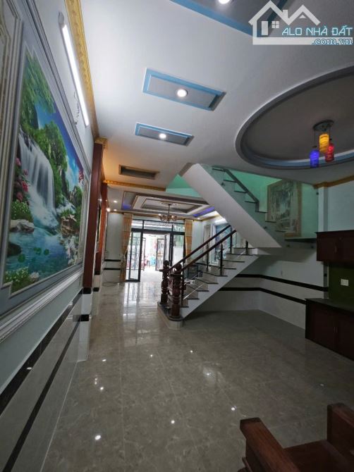 Nhà 1 trệt 1 lầu Diện tích đất 128m2 thái hòa tân uyên 3 tỷ 3 buôn bán tốt - 3