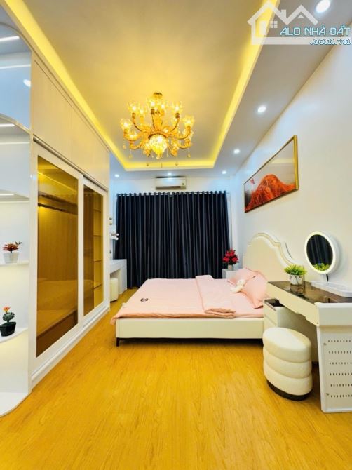💥💥NHÀ ĐẸP Ở NGAY - FULL NỘI THẤT XỊN - 3 NGỦ ĐỦ CÔNG NĂNG - YÊN TĨNH VÀI BƯỚC RA PHỐ - - 3
