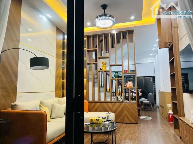 Bán nhà Hồ Tùng Mậu, Bắc Từ Liêm, nhỉnh 8 tỷ, DT 45m, Mt 4m, 3 tầng. - 3