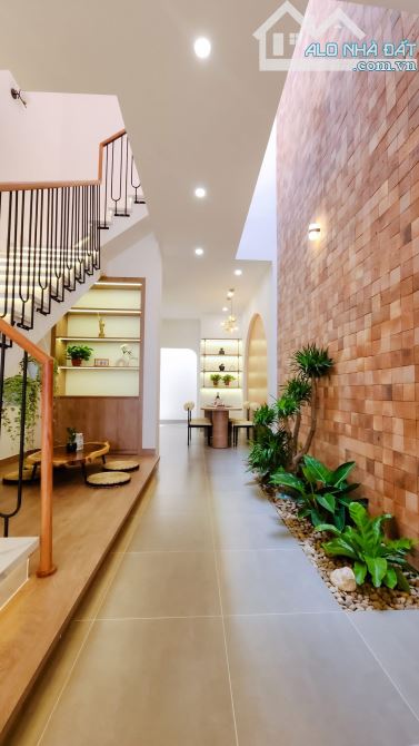 NHÀ FULL NỘI THẤT GẦN CHỢ Y NUÊ: GIÁ 3.95 tỷ - 3