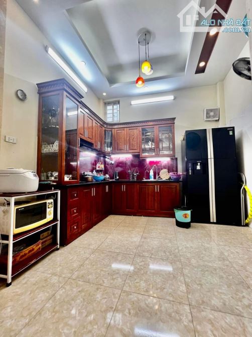 Nhà đẹp phân lô cán bộ thoáng trước sau, vài bước chân ra phố Vũ Trọng Phụng - 3