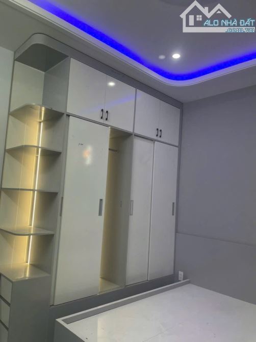 Cần bán gấp nhà 3 tầng, hẻm ô tô thông Đình Phong Phú Tăng Nhơn Phú B, 64m2, chỉ 7 tỷ X - 3