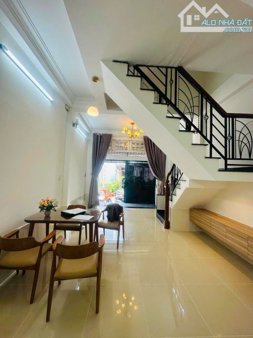 8..3 TỶ  QUẬN BÌNH THẠNH P7 - NƠ TRANG LONG -  XE HƠI ĐỖ CỬA - 4.1mx10m - 4 TẦNG HOÀN CÔNG - 3