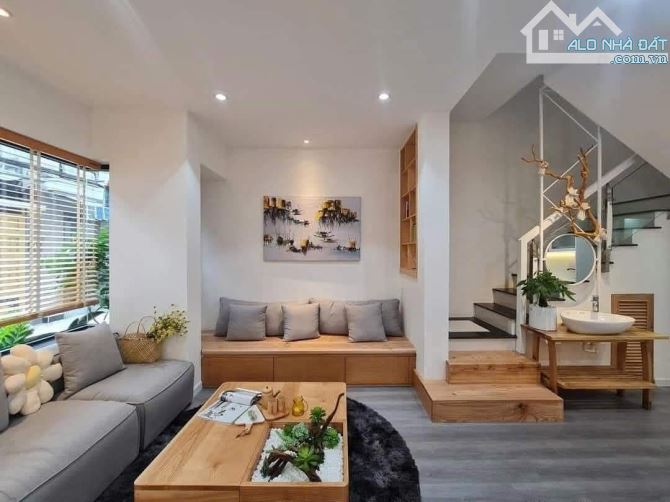 Bán nhà 4 tầng mới đẹp xịn đối diện Nhà hát Hòa Bình Quận 10 - 3