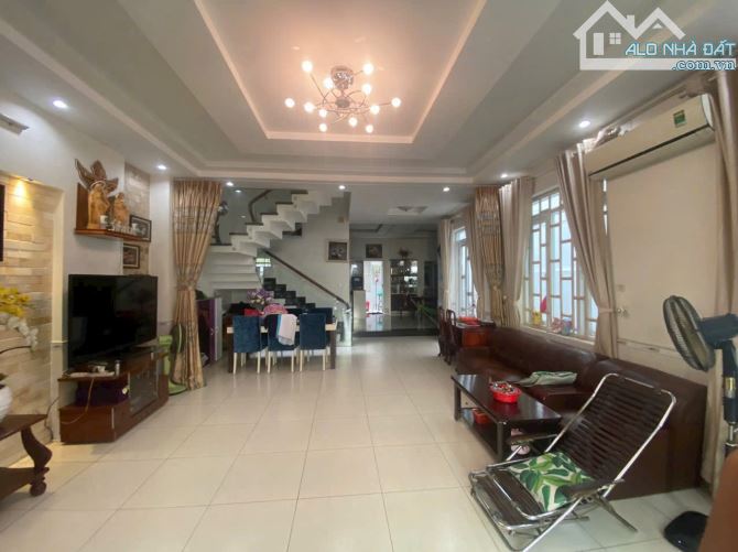 BÁN NHÀ HẼM XE TẢI THÍCH QUẢNG ĐỨC ,P5,PHÚ NHUẬN .9m X 19m. 4 TẦNG.GIÁ  22,9 TỶ TL. - 3