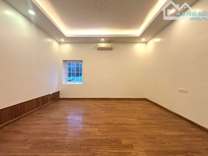 BÁN NHÀ PHỐ LẠC LONG QUÂN 48M2X5T GIÁ HƠN 9 TỶ - 3