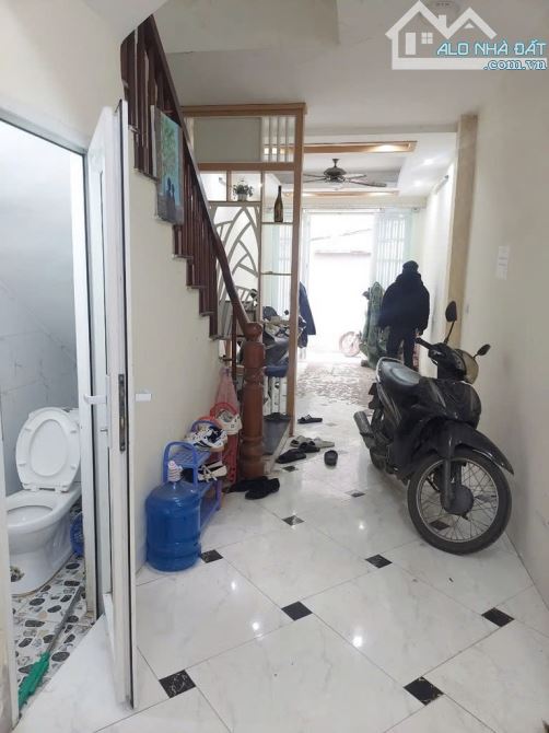 Bán nhà Hưng Phúc, Yên Sở, cách 15m ra mặt ngõ thông ô tô  38 m2, 6 tỷ 480 - 3