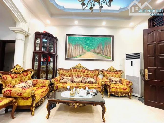 Bán nhà Kim Mã Thượng, Ba Đình, ngõ rộng, 2 ô tô tránh nhau, vài bước ra phố. Giá 16 tỷ - 3