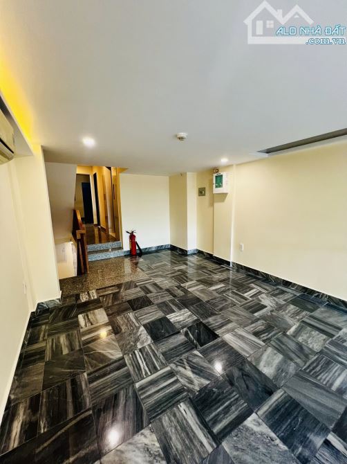 Cho thuê Mặt tiền 59 Võ Văn Tần, P. Võ Thị Sáu, Q3. Trệt + lửng, Dt 200m2, 4x25 chỉ 45tr - 3