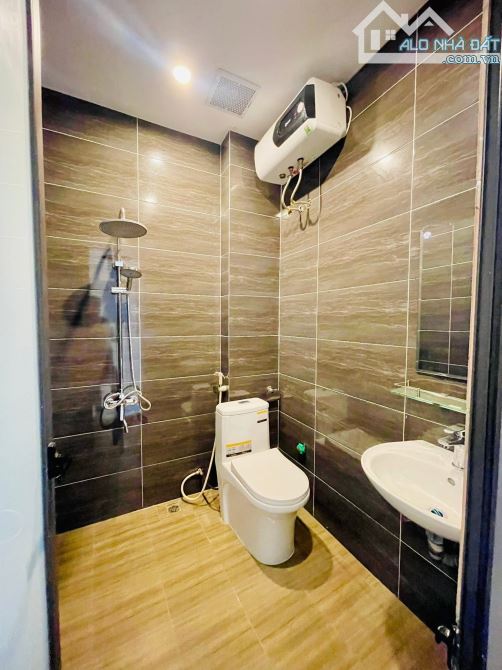 Bán nhà phố Khâm Thiên 46m 3 tầng - Tặng nội thất giá 6.65 tỷ - 3