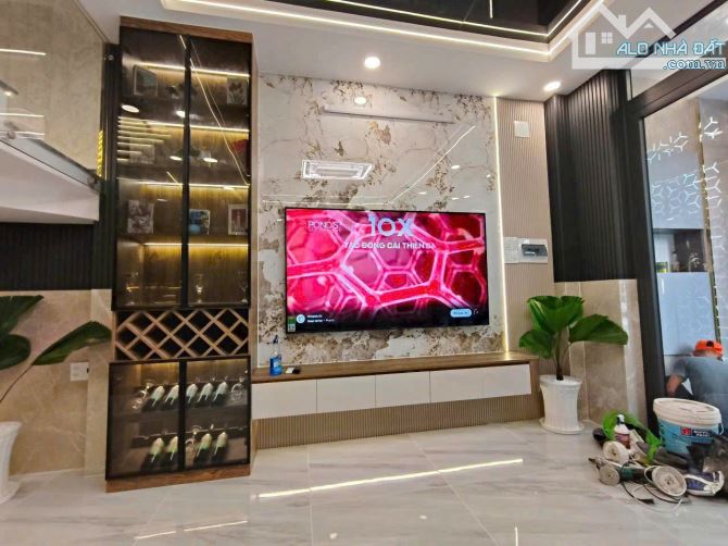 Nhà đẹp ở ngay - HXH Trương Công Định - P14 - Khu Sang (5 x14m) 4 Tầng bề thế, chỉ 9.9 tỷ - 3
