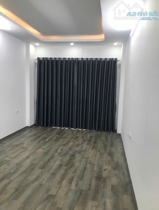 Bán nhà Phúc Lợi, Long Biên 31m2, 6 tầng, ô tô vào nhà, ngõ thông, 6.6 tỷ - 3