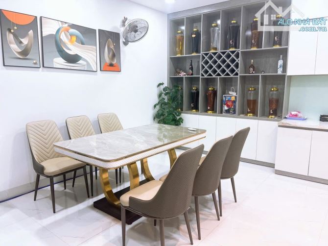 NHÀ MÊ THIẾT KẾ HIỆN ĐẠI CUỐI YMOAL RẼ TRÁI - Loctran - 3