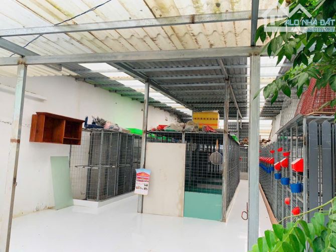Bán khu 7 phòng trọ và 1 nhà rộng, Ngay KCN Tây Bắc Củ Chi, gần 400m2 SHR, 3ty950 - 3