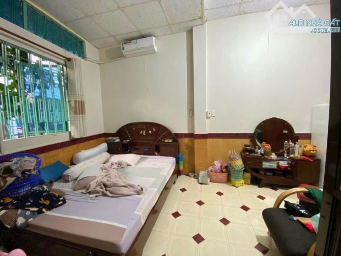 Bán nhà Hẻm Nhựa 6m Hòa Bình Tân Phú  Sát Ủy Ban Quận  80m2 giá 7 tỷ - 3