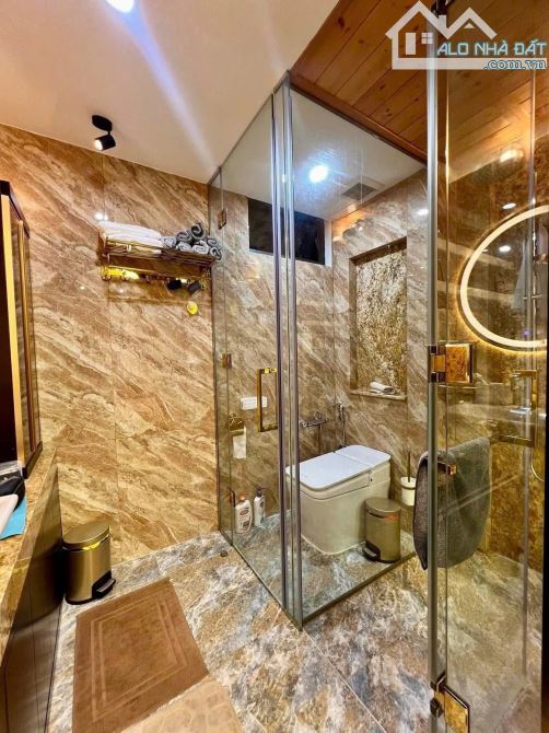 🌺 Siêu Phẩm Nhà MT Đống Đa 4 Tầng 5 Ngủ- Đường 15m Trung Tâm Hải Châu Sầm Uất/Giá 19.5 tỷ - 3