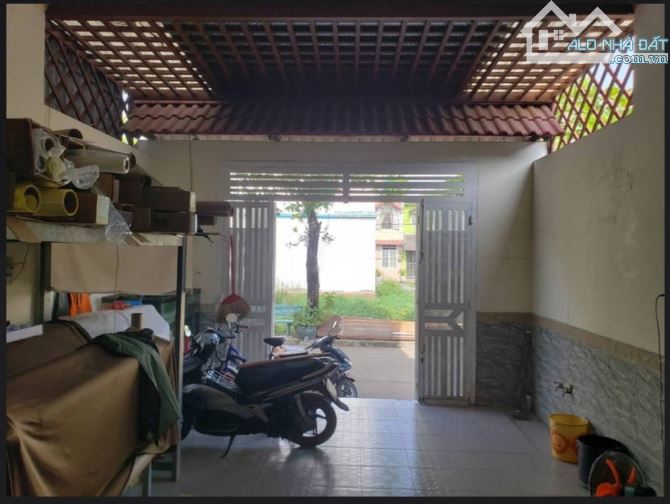 QUẬN 12 - HÀ HUY GIÁP - NHÀ 3 TẦNG BTCT - ĐƯỜNG XE TẢI - Ô TÔ NGỦ TRONG NHÀ - CHỈ 6.7 TỶ - 3