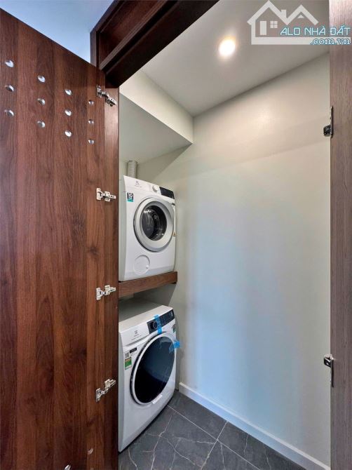 LUXURY APARTMENT  Bán tòa 8 tầng * 120m², phố Đào Tấn - Linh Lang, cho thuê 2,5 tỷ/năm, - 3