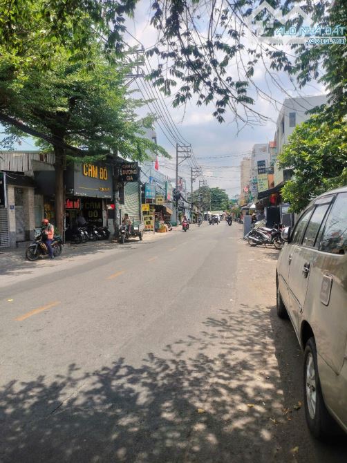SỐC! NHÀ NỘI THẤT GỖ ĐỎ - ĐẸP - HIẾM Ở SƠN KỲ - TÂN PHÚ - CHỈ 6.2 TỶ - 3