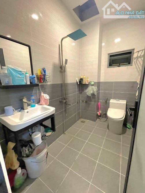 CẦN BÁN GẤP NHÀ ĐẸP BÌNH TÂN – 65M2 – GẦN LÊ TRỌNG TẤN – 5 TẦNG –HXT - NHỈNH 5 TỶ - 3