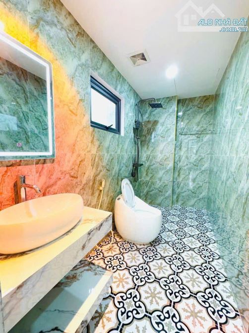 🚨 NHÀ 6 TẦNG - THANG MÁY – 52m2 – 3 MẶT THOÁNG - GIA THỤY - LONG BIÊN - 3