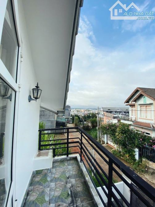 CHO THUÊ VILLA FULL NỘI THẤT CƠ BẢN ĐỒI THÔNG TIN PHƯỜNG 8 GIÁ 12TR - 3