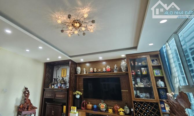 NHÀ DÂN XÂY – XUÂN ĐỈNH - LÔ GÓC SÁNG, THOÁNG - Ô TÔ VÀO NHÀ- TẶNG FULL NỘI THẤT. - 3