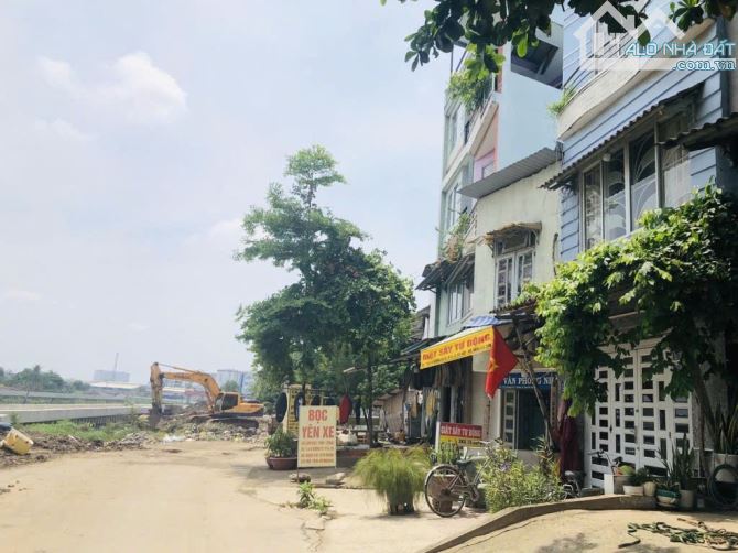 CHỦ HẠ GẤP 300 TRIỆU – NHÀ ĐẸP GÒ VẤP – HẺM XE HƠI – VAY NGÂN HÀNG 80% - 3