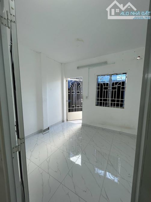 HIẾM! NHÀ ĐẸP GIÁ RẺ QUẬN 6 - NGAY NGÃ TƯ PHAN ANH - 40m2 - CHỈ 3.X TỶ - 3