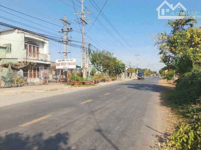 Hàng thơm, 690tr sở hữu 130m2 đất thổ cư KDC Bình Lãng - 3
