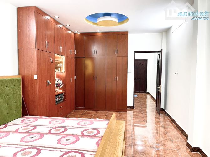 Nhà hẻm ô tô vào nhà Âu Cơ P14 Tân Bình 3 tầng 70m2 ( 4 x 17.5 ) chỉ 9.79 tỷ. - 3