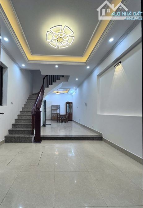 CƠ HỘI SỞ HỮU NHÀ 3 TẦNG KIÊN CỐ MẶT TIỀN 4m TẠI VĨNH QUỲNH - 3