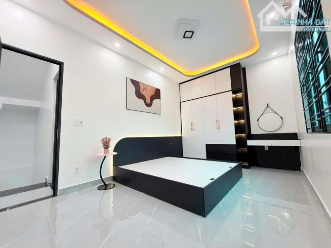 Nhà xây mới sân cổng độc lập ngõ nông đỗ cửa phố Lê Lợi - 4
