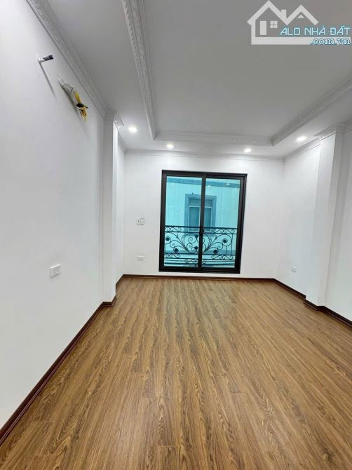 Tựu Liệt - Thanh Trì 51m x 5 tầng, mặt tiền 3.5m, giá 8.8 tỷ thương lượng - 4
