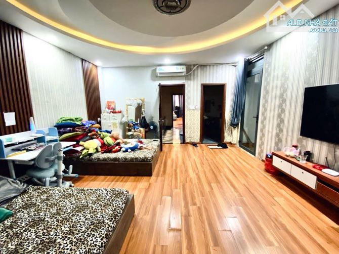Bán Nhà Đường Tân Kỳ Tân Quý,Ngay Nhà Thờ Bình Thuận-131m2 - 5,5x20x4 Tầng - 11,4 Tỷ - 4