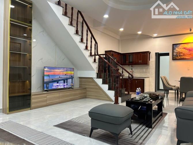 Bán Nhà 2 Tầng Mới Xây full NT-May lạnh, Tivi– 85m² – SHR – Gara ÔTô –ngay Chợ Long Trường - 4