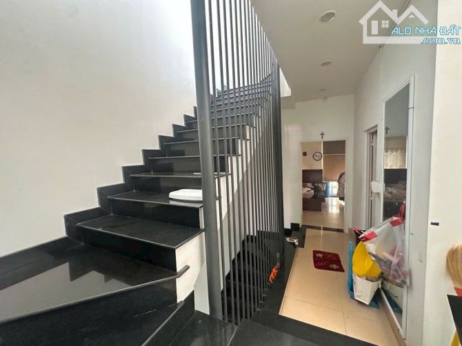 CHỦ 300TR - HXH HIỆP THÀNH 35 - NGAY NHÀ MÁY BIA - 75M2 - 5TẦNG - GIÁ 6,2 TỶ - 4