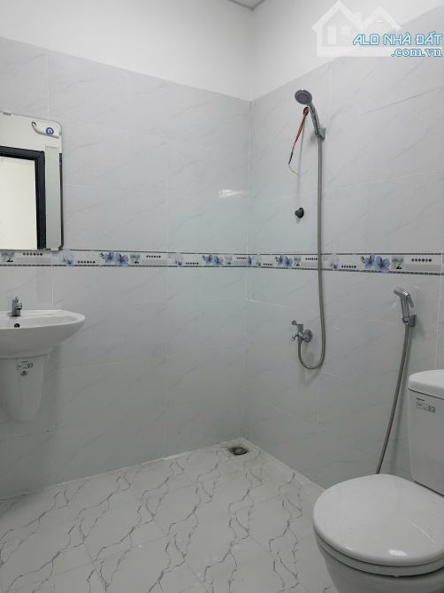 Cho Thuê Căn Hộ 2 Phòng Ngủ Có Nội Thất Chung Cư Hồng Loan 5c - 4