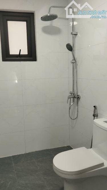 1 Nhà ra phố - Lô góc siêu đẹp – Bà Triệu HĐ – 33m2 -8.6 tỉ- T.L mạnh - 4