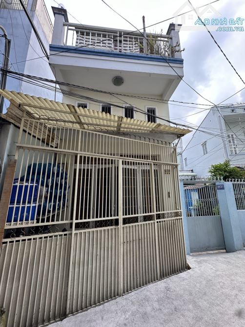 Bán nhà quận 6 - Hẻm ba gác - Nhà còn mới ở ngay 3,8 tỷ - 4