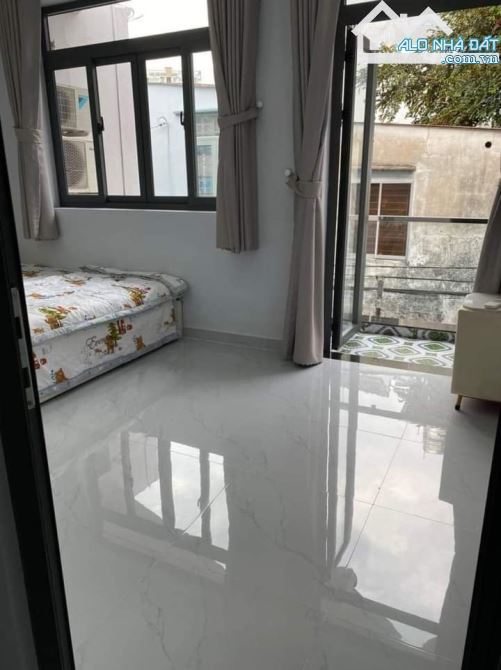Cần bán nhà ngay Nguyễn Thái Sơn, Gò Vấp. Giá: 2 tỷ 320 /63,5m2, sổ hồng riêng, hẻm 6m - 4
