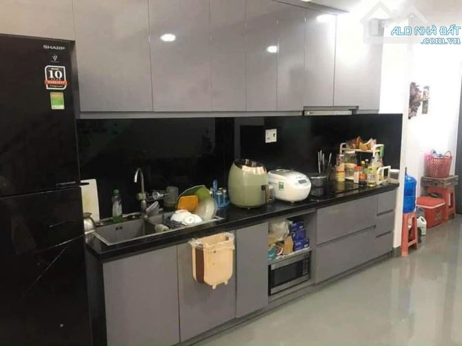 Bán nhà xây theo kiểu căn hộ đang có dòng tiền 19tr 1 tháng - 4
