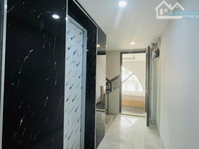 BÁN TOÀ CĂN HỘ MẶT TIỀN 6 TẦNG ĐƯỜNG HUY CẬN - HẢI CHÂU - 4