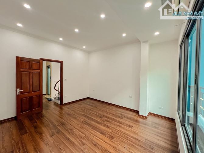 Nhà đẹp mới thang máy, mặt ngõ phân lô Hoàng Văn Thái, kdoanh đỉnh, 50m2 sổ. Giá 21.5 tỷ - 4
