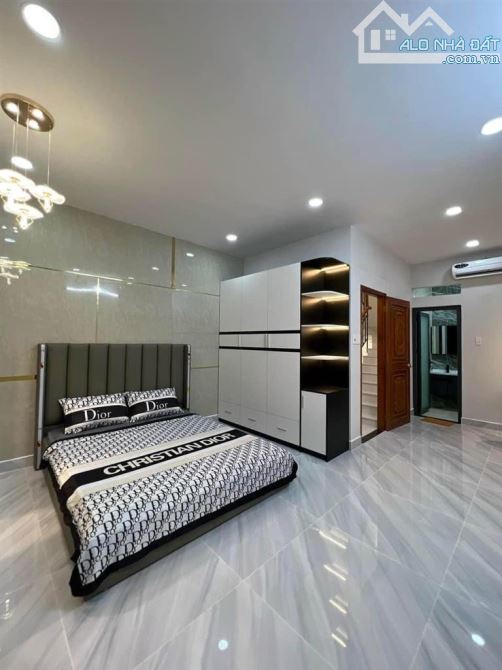 Bán nhà HXH đường Cống Lở, P15, quận Tân Bình. DT: 37m2 x 5 tầng -4,4x 8,5 Giá 6.27 tỷ TL - 4