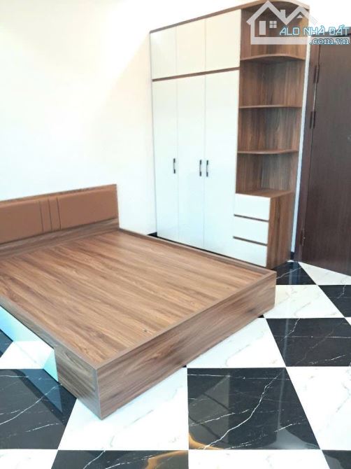 Giảm 1 tỷ- Bán Nhà Phố 50m2- 7T- Khu Cổng Đồng La Khê- Đường 2 ô tô tránh- Nhỉnh 15 tỷ - 4